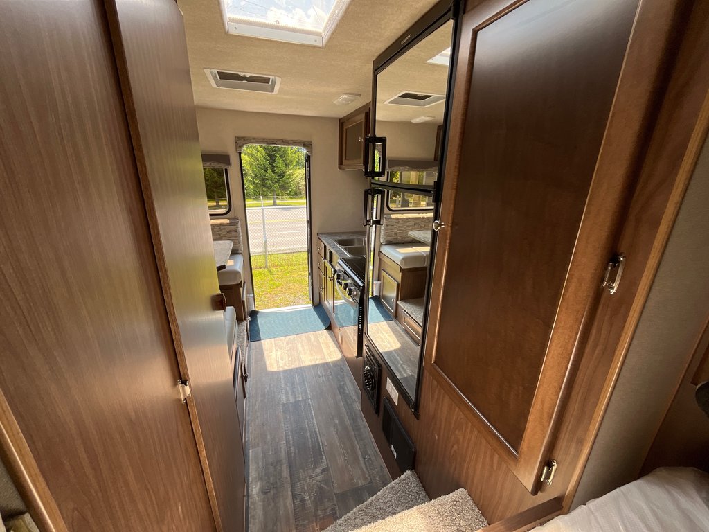 2026 Westland Travelaire 9.0W in Terrace, British Columbia - 12 - w1024h768px