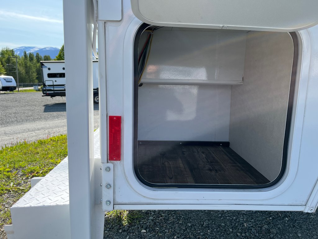 2026 Westland Travelaire 95SL in Terrace, British Columbia - 5 - w1024h768px