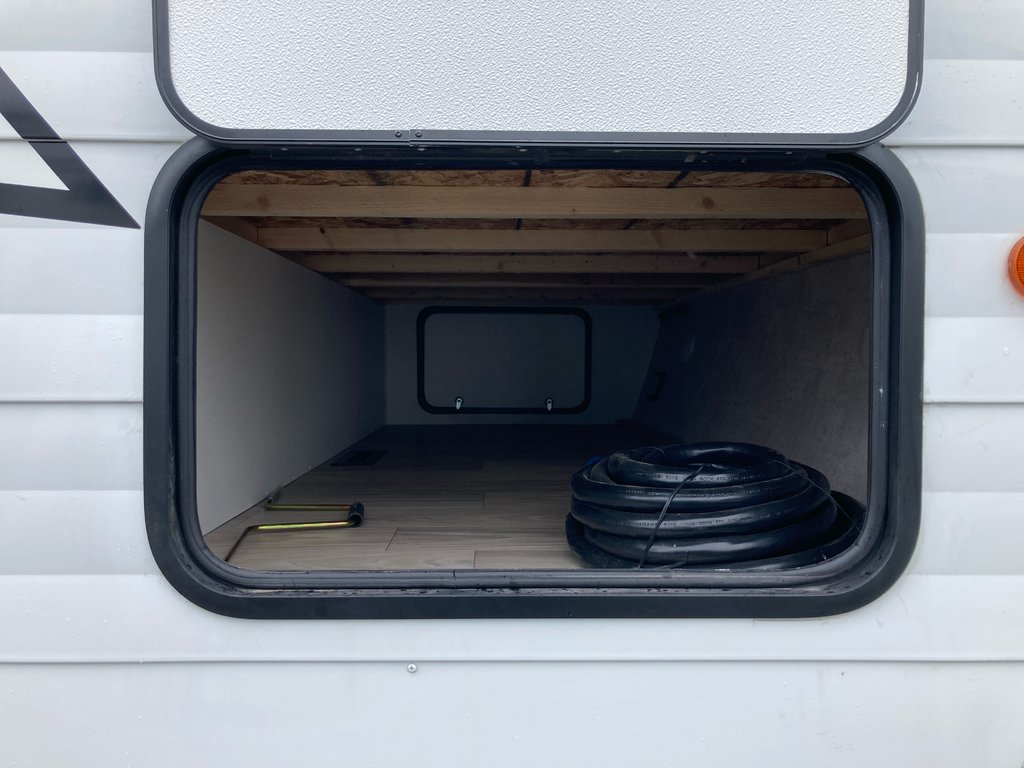 2025 Winnebago Access 26RL in Terrace, British Columbia - 7 - w1024h768px