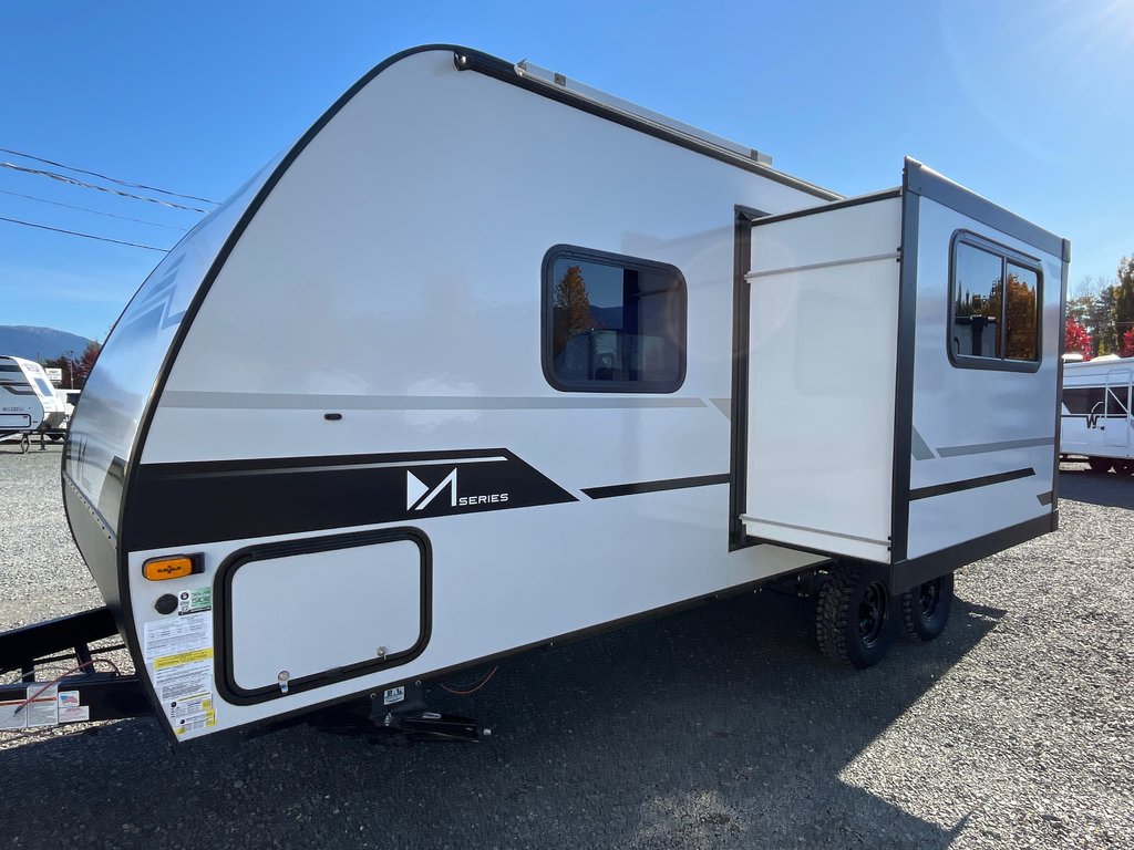 2025 Winnebago M-SERIES 2326MBBH in Terrace, British Columbia - 2 - w1024h768px