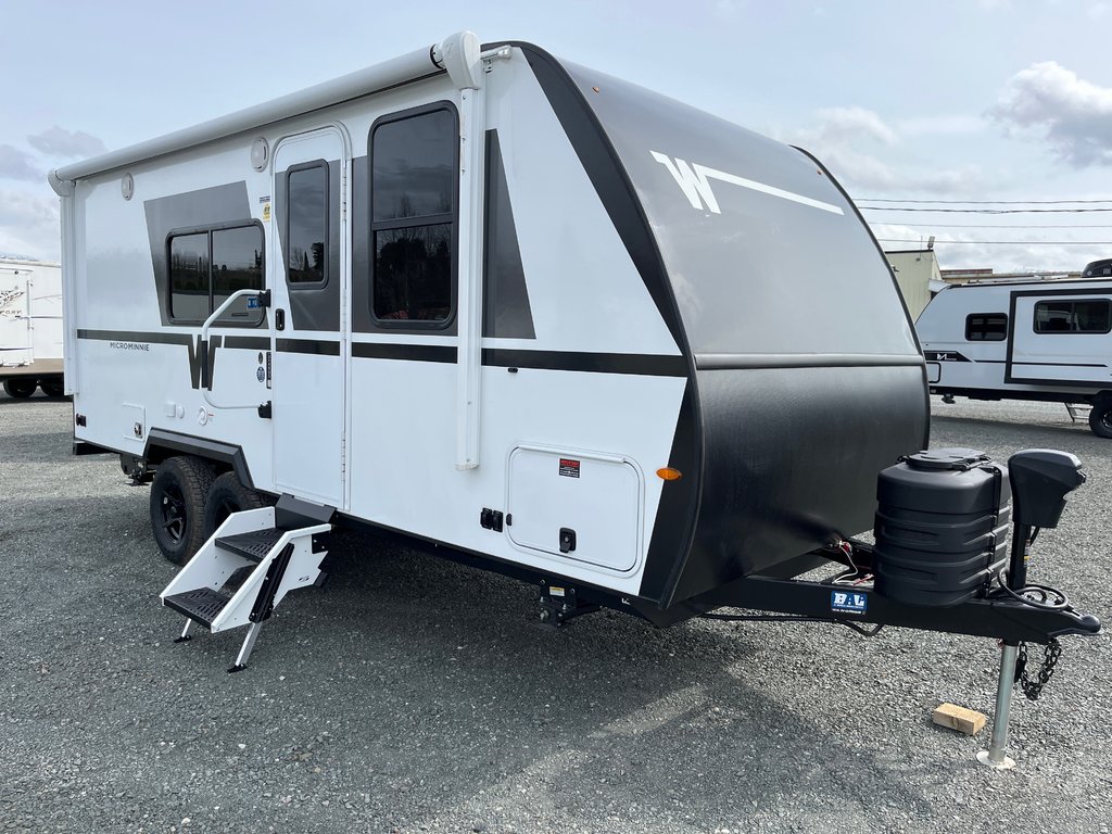 2026 Winnebago MICRO MINNIE 2108DS in Terrace, British Columbia - 1 - w1024h768px