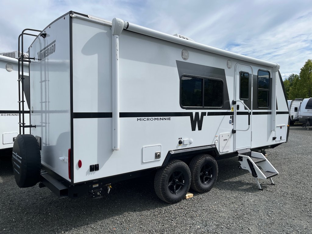 2026 Winnebago MICRO MINNIE 2200MBH in Terrace, British Columbia - 4 - w1024h768px