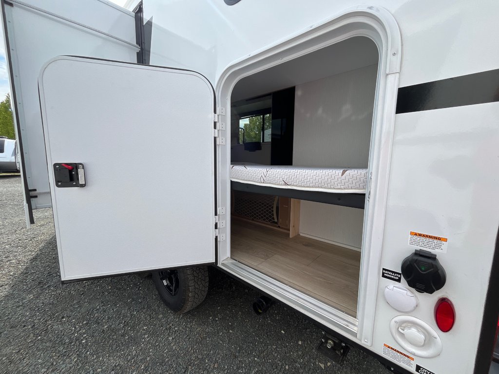 2026 Winnebago MICRO MINNIE 2200MBH in Terrace, British Columbia - 7 - w1024h768px