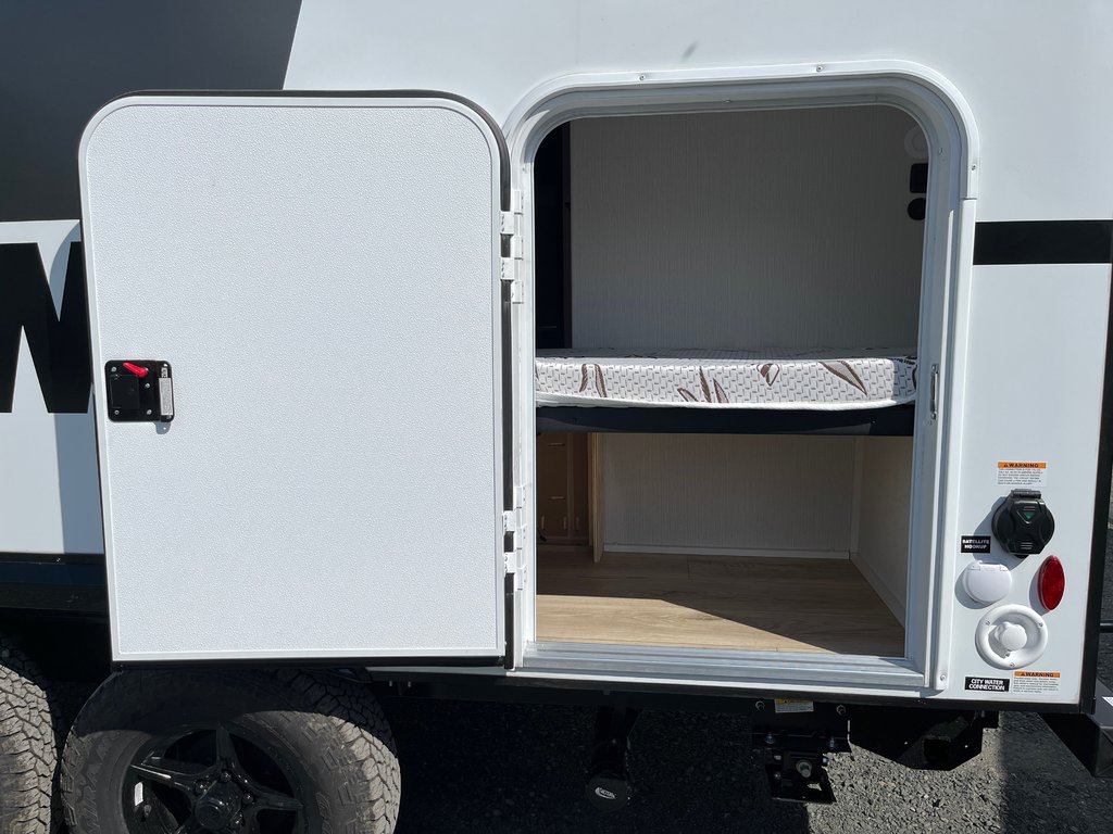 2026 Winnebago MICRO MINNIE 1800BH in Terrace, British Columbia - 9 - w1024h768px