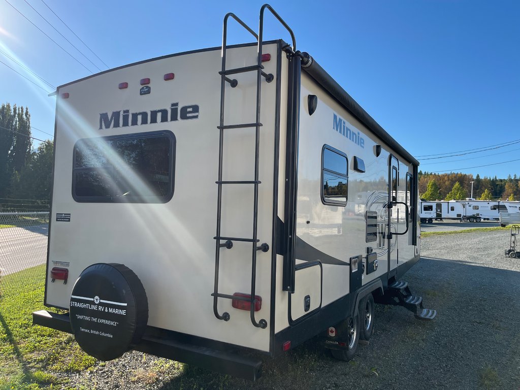 2019 Winnebago MINNIE MI2500RL in Terrace, British Columbia - 3 - w1024h768px