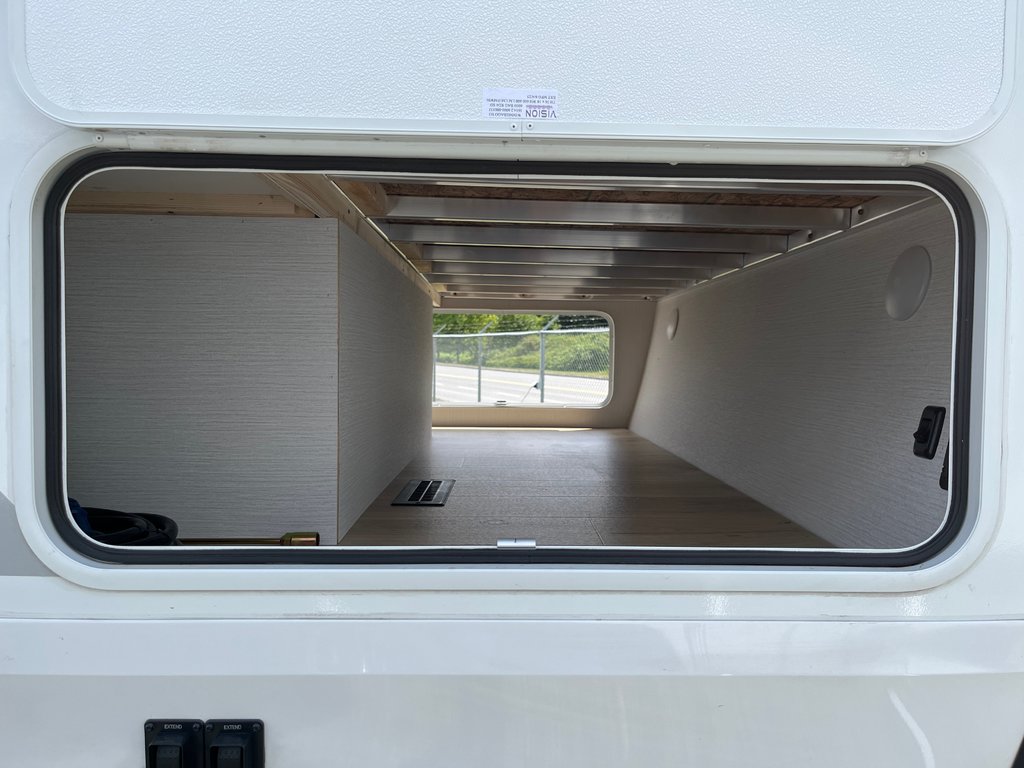 2026 Winnebago THRIVE 22MBH in Terrace, British Columbia - 18 - w1024h768px