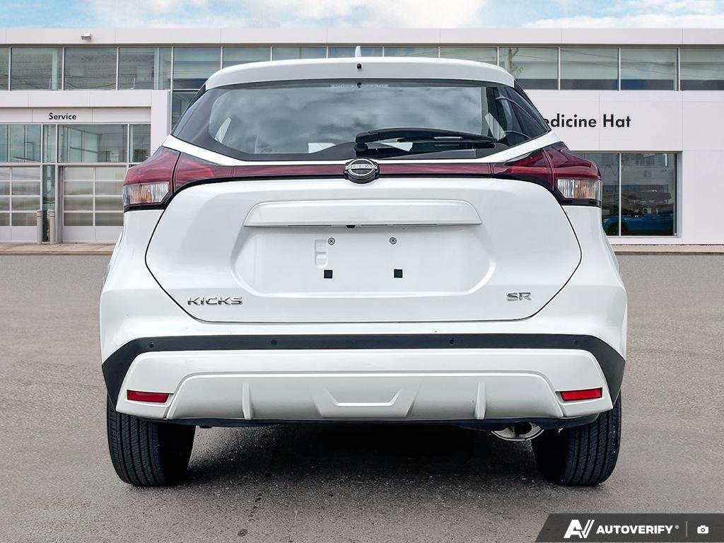 2024 Nissan Kicks SR-4