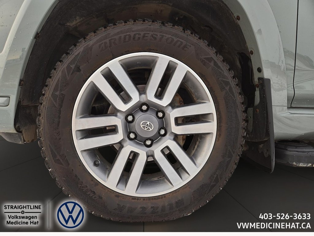 2023 Toyota 4Runner BASE-6