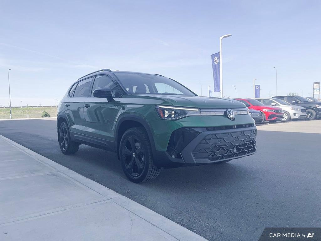 2025 Volkswagen Taos Comfortline Black Edition 4MOTION-5