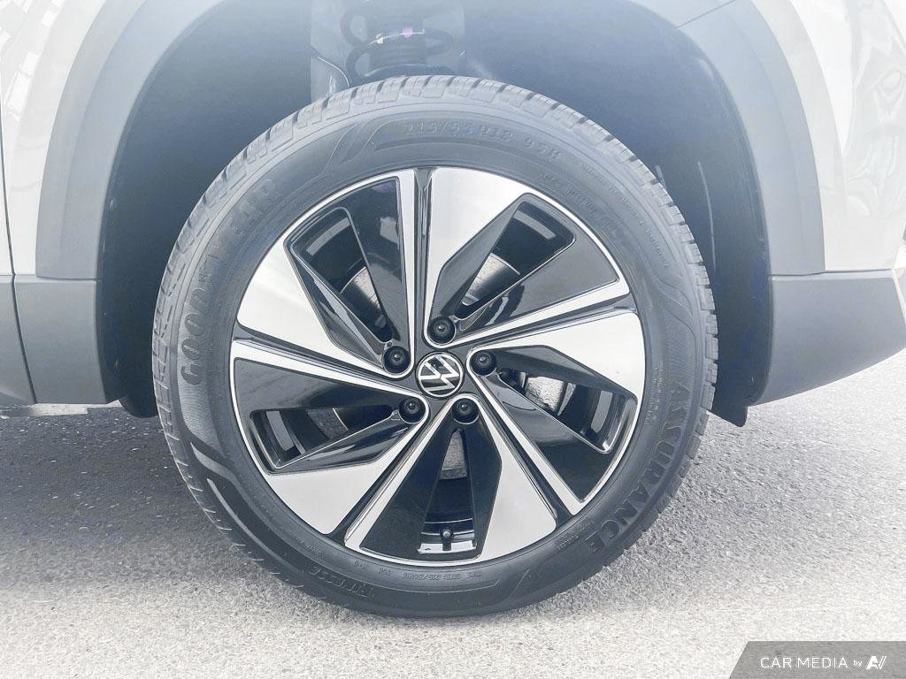 2025 Volkswagen Taos Comfortline 4MOTION-5