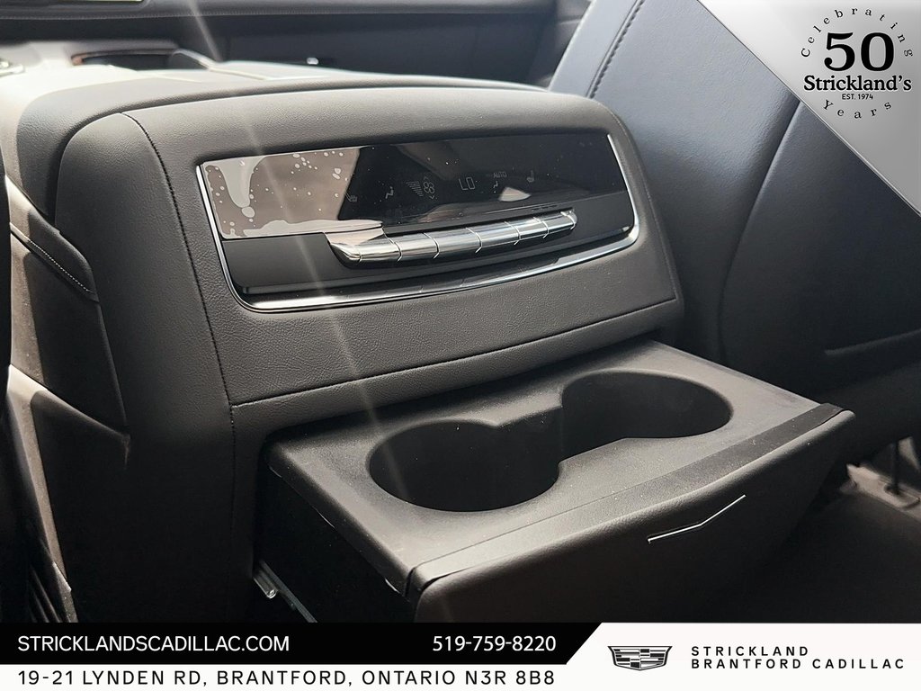 2024  Escalade ESV Premium Luxury in Brantford, Ontario - 13 - w1024h768px