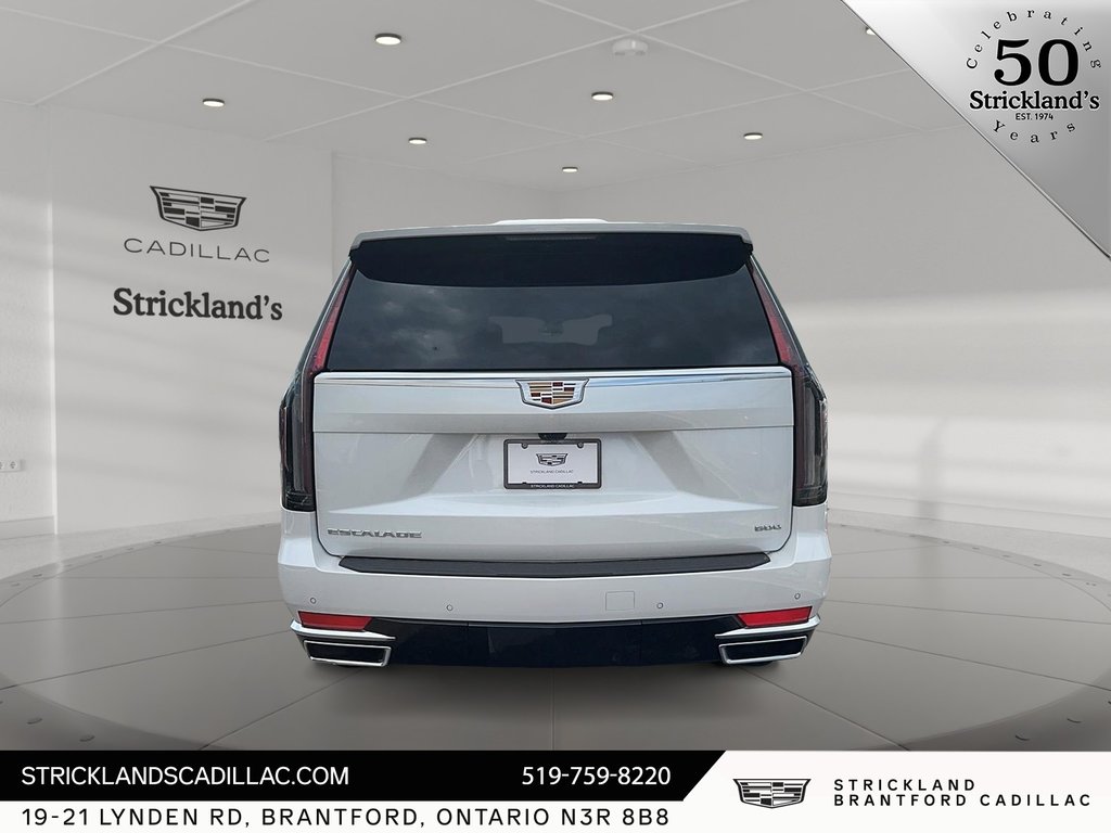 2024  Escalade ESV Premium Luxury in Brantford, Ontario - 3 - w1024h768px