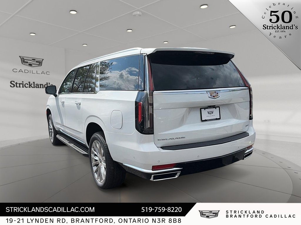 2024  Escalade ESV Premium Luxury in Brantford, Ontario - 4 - w1024h768px