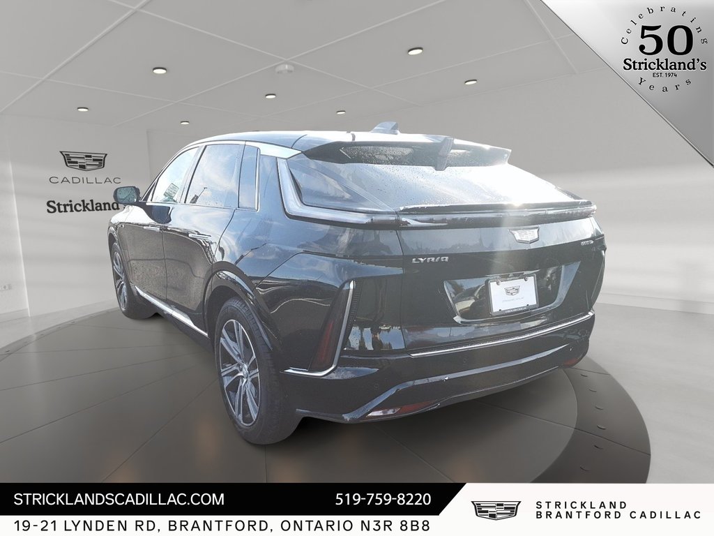 2024  LYRIQ Luxury 2 in Brantford, Ontario - 4 - w1024h768px