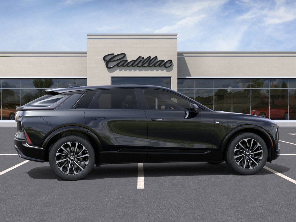 2026 Cadillac LYRIQ Premium Sport in Brantford, Ontario - 5 - w1024h768px