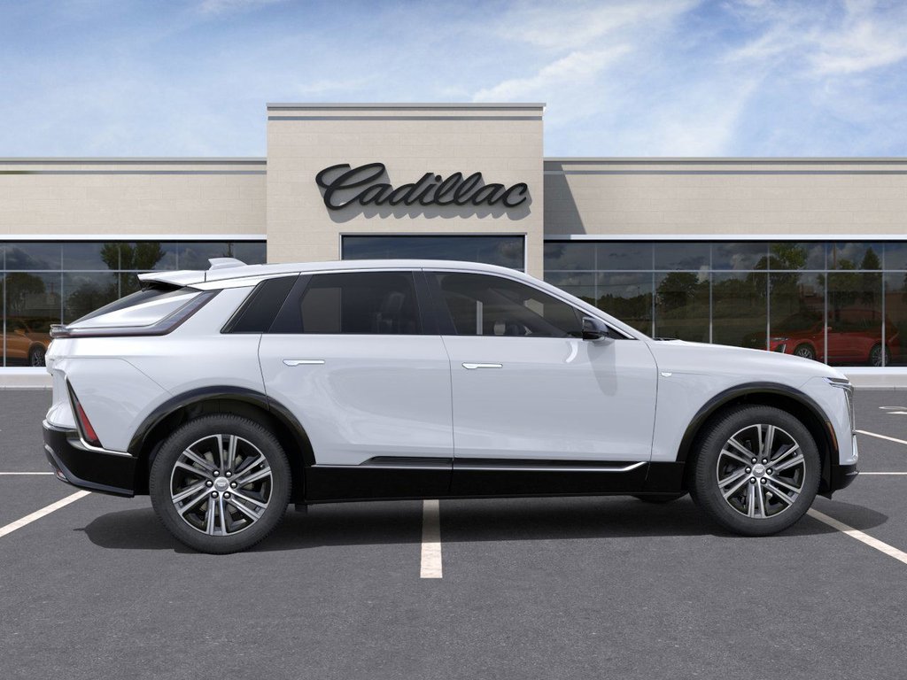2026 Cadillac LYRIQ Luxury in Brantford, Ontario - 5 - w1024h768px