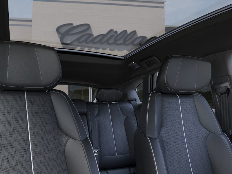 2025 Cadillac OPTIQ Luxury 2 in Brantford, Ontario - 24 - w1024h768px