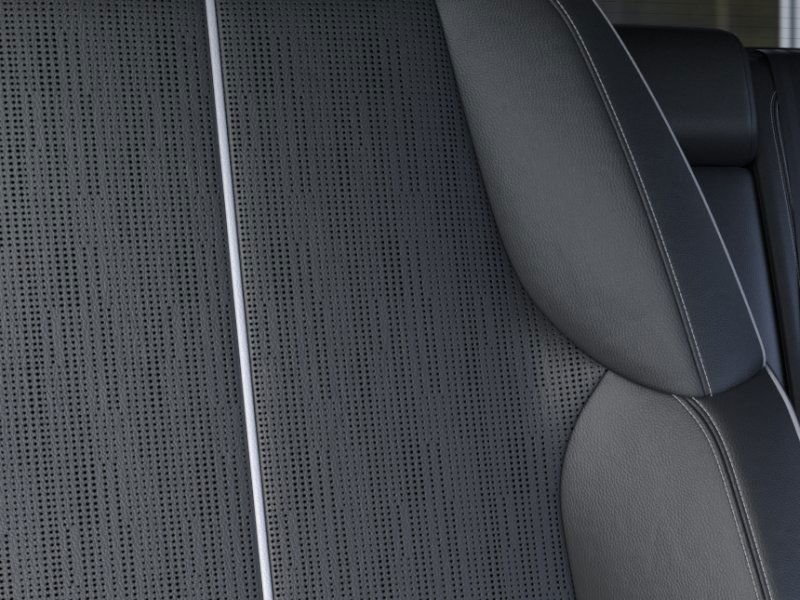 2025 Cadillac OPTIQ Luxury 2 in Brantford, Ontario - 21 - w1024h768px