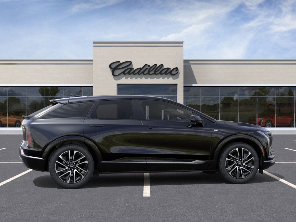 2026 Cadillac OPTIQ Premium Sport in Brantford, Ontario - 5 - w1024h768px