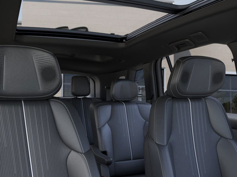 2026 Cadillac VISTIQ Sport in Brantford, Ontario - 24 - w1024h768px