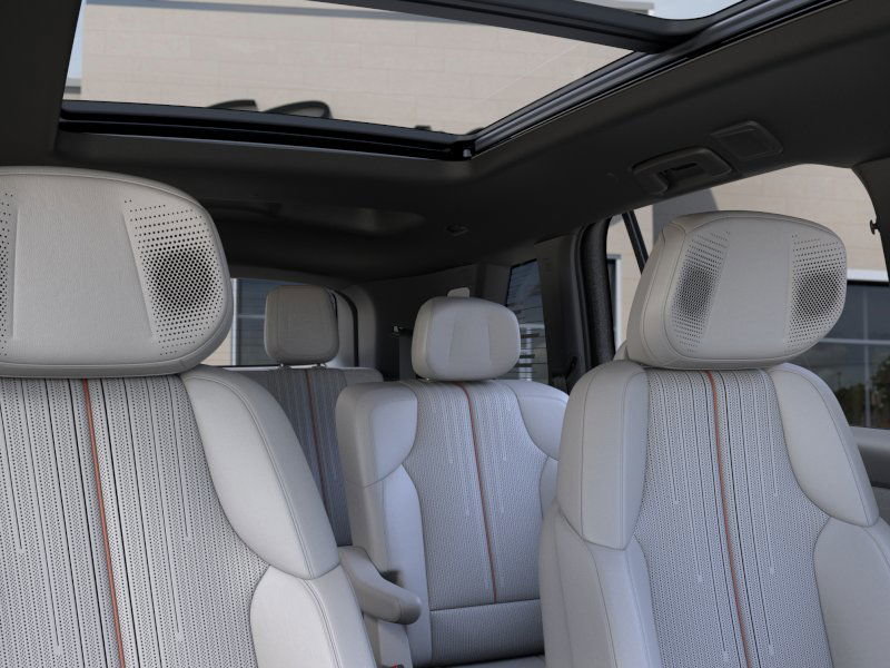 2026 Cadillac VISTIQ Sport in Brantford, Ontario - 24 - w1024h768px