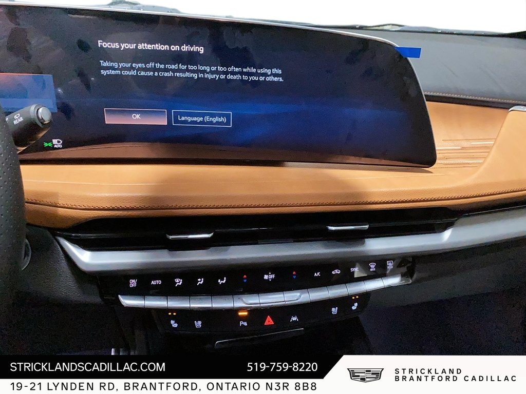 2025 Cadillac XT4 Sport in Brantford, Ontario - 14 - w1024h768px