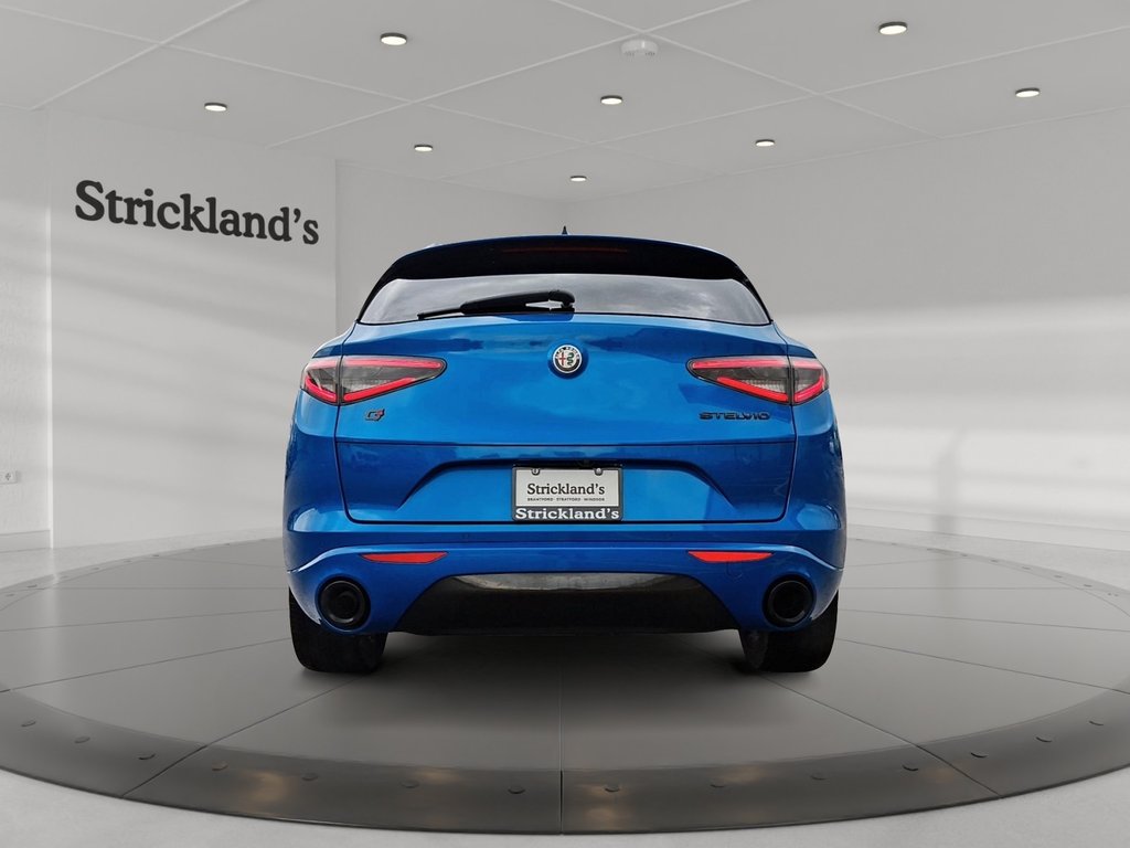 2021 Alfa Romeo Stelvio Ti AWD in Stratford, Ontario - 3 - w1024h768px