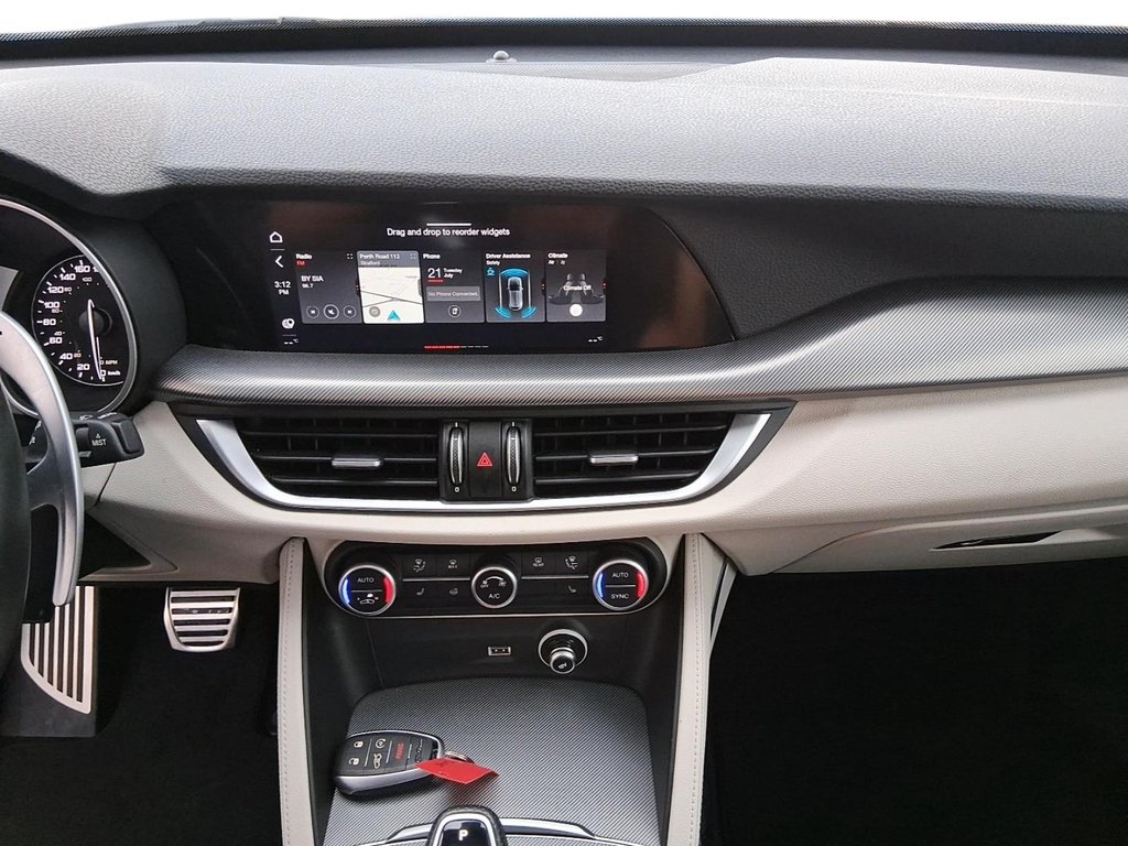 2021 Alfa Romeo Stelvio Ti AWD in Stratford, Ontario - 17 - w1024h768px