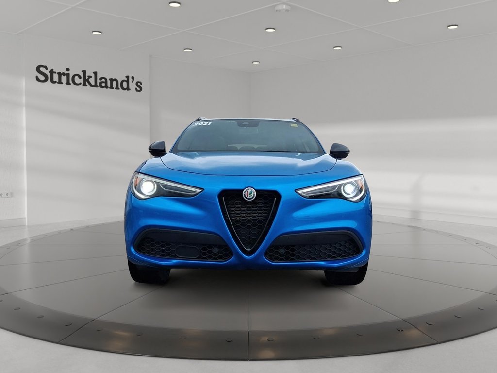 2021 Alfa Romeo Stelvio Ti AWD in Stratford, Ontario - 2 - w1024h768px