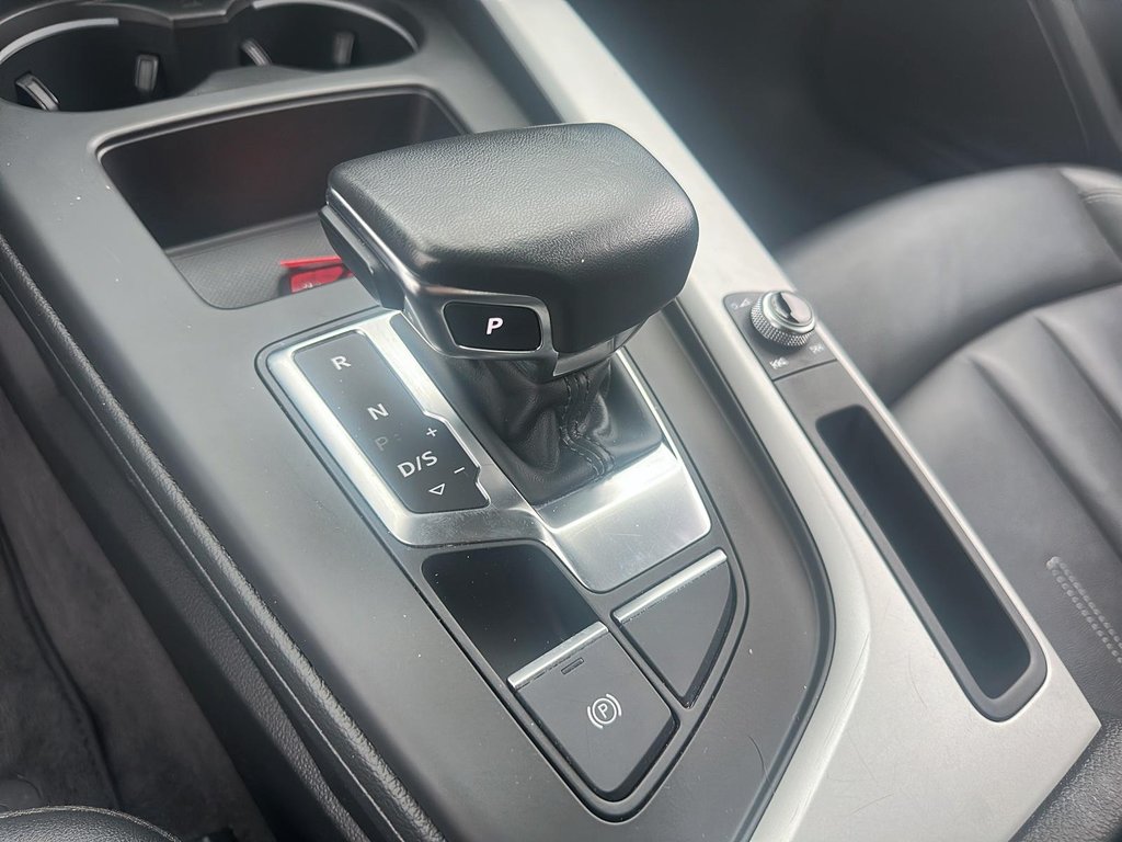 2023 Audi A4 45 2.0T Komfort quattro 7sp S Tronic in Stratford, Ontario - 14 - w1024h768px