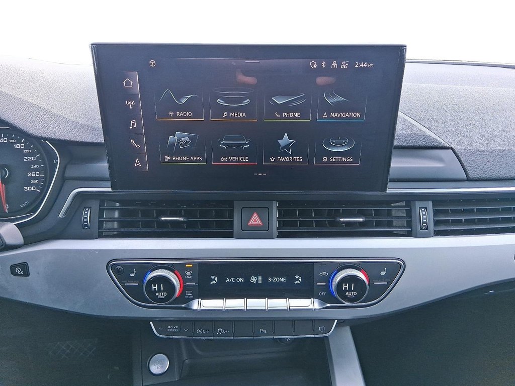 2024 Audi A4 45 2.0T Komfort quattro 7sp S Tronic in Stratford, Ontario - 15 - w1024h768px
