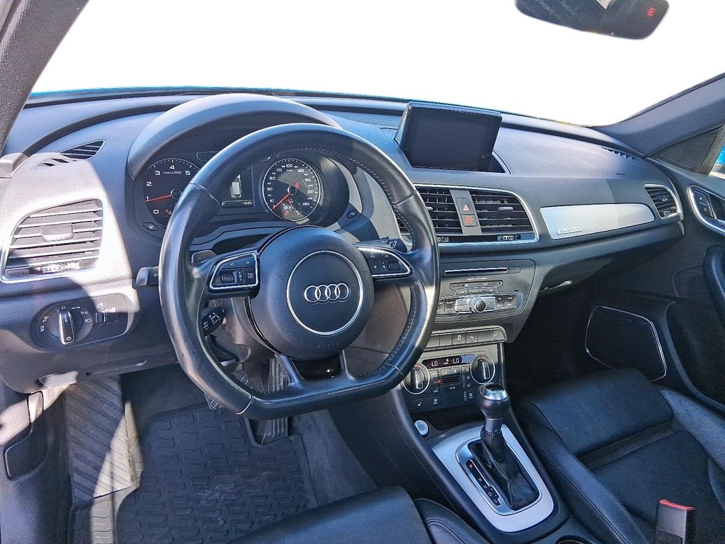 2018 Audi Q3 2.0T Technik quattro 6sp Tiptronic in Stratford, Ontario - 9 - w1024h768px