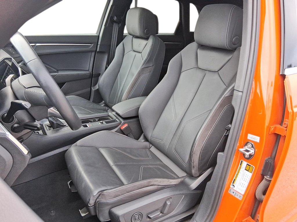2020 Audi Q3 45 2.0T Progressiv quattro 8sp Tiptronic in Stratford, Ontario - 9 - w1024h768px