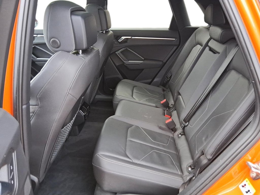 2020 Audi Q3 45 2.0T Progressiv quattro 8sp Tiptronic in Stratford, Ontario - 10 - w1024h768px