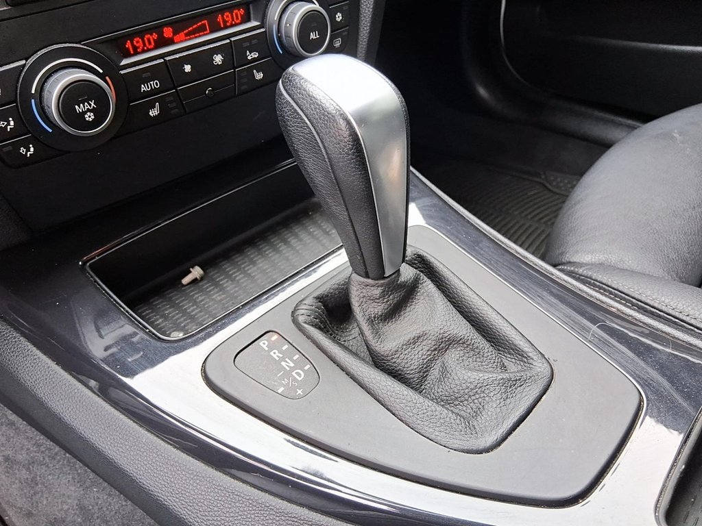 2010 BMW 328i Sedan in Stratford, Ontario - 17 - w1024h768px