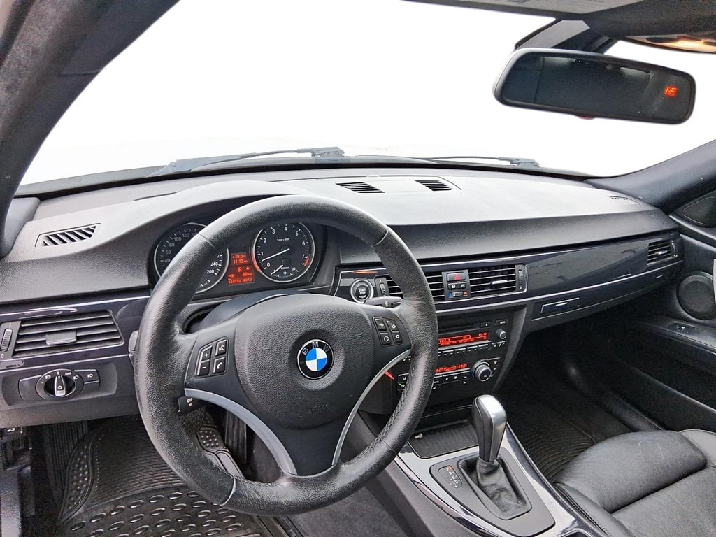 2010 BMW 328i Sedan in Stratford, Ontario - 11 - w1024h768px