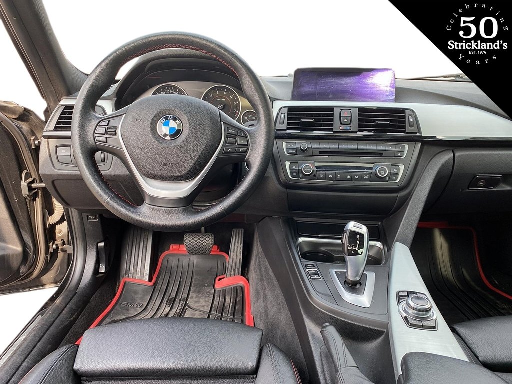 2013  328i XDrive Sedan Sport Line in Stratford, Ontario - 10 - w1024h768px