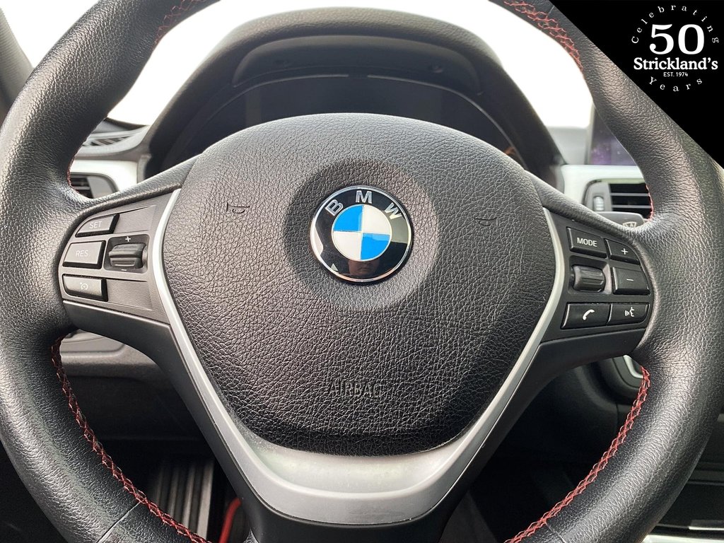 2013  328i XDrive Sedan Sport Line in Stratford, Ontario - 12 - w1024h768px