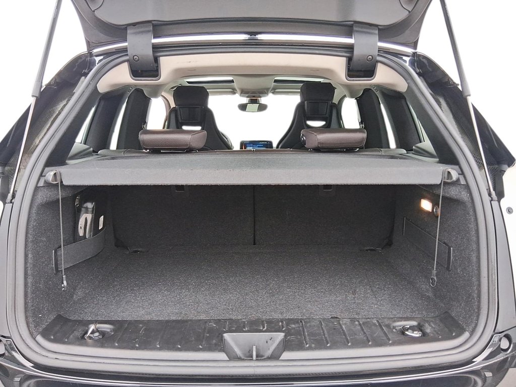 2017 BMW i3 4DR HB W/RANGE EXTENDER in Stratford, Ontario - 6 - w1024h768px