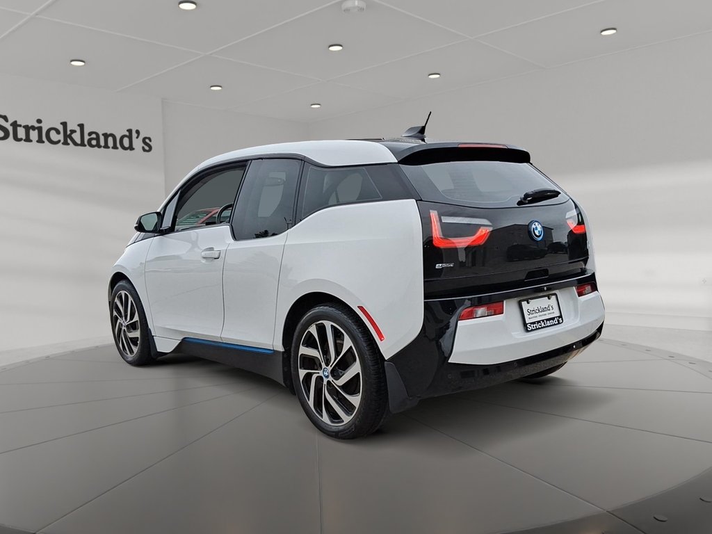2017 BMW i3 4DR HB W/RANGE EXTENDER in Stratford, Ontario - 4 - w1024h768px