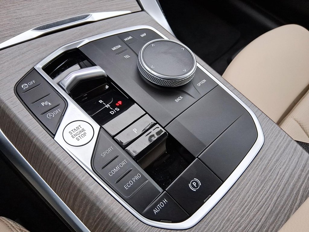 2025 BMW M240i xDrive Coupe in Stratford, Ontario - 15 - w1024h768px
