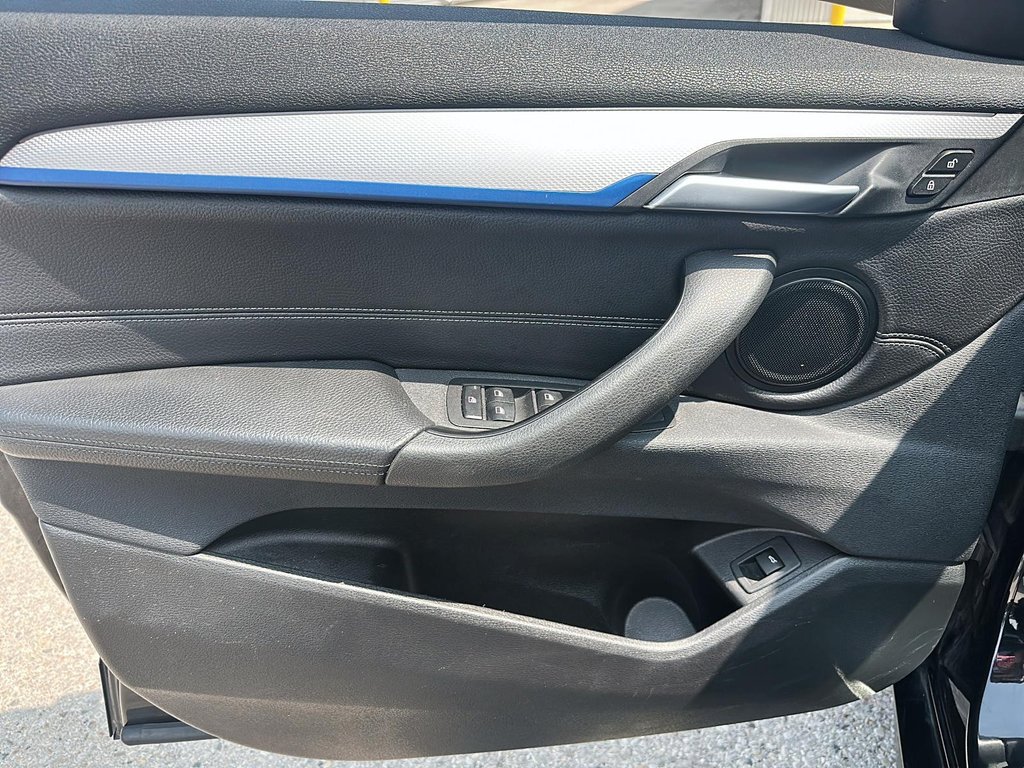 2022 BMW X2 XDrive 28i in Stratford, Ontario - 10 - w1024h768px