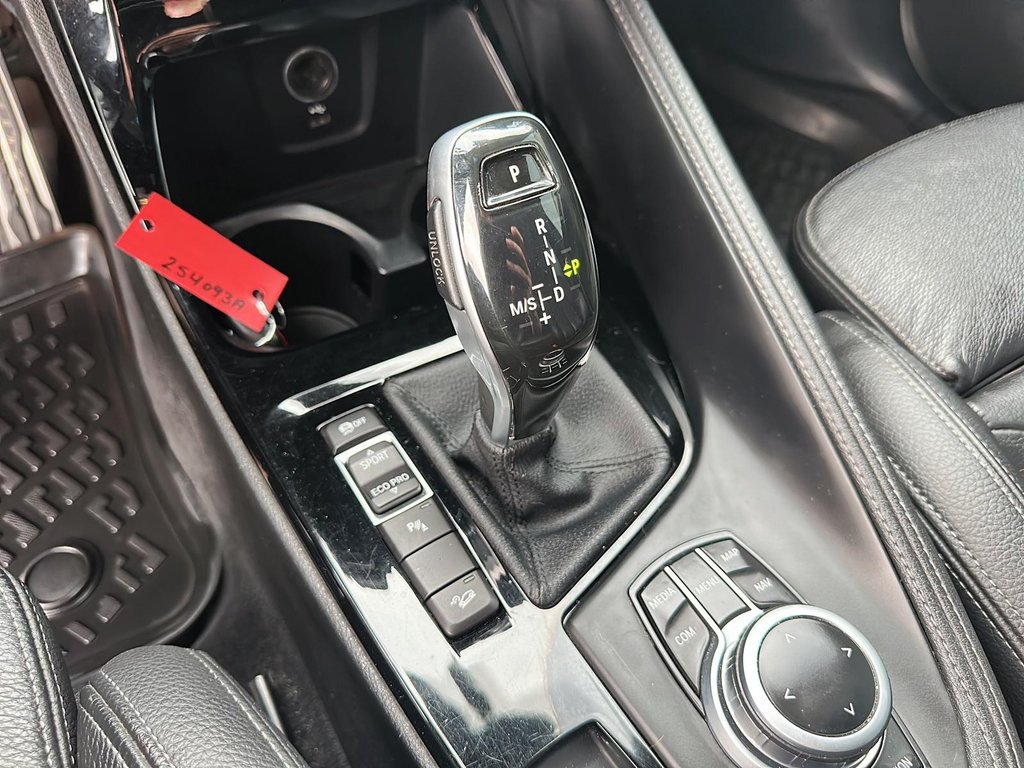 2022 BMW X2 XDrive28i in Stratford, Ontario - 14 - w1024h768px