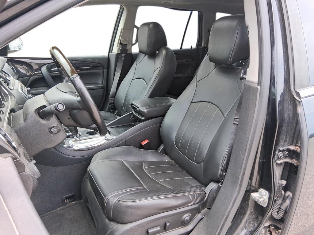 2017 Buick Enclave AWD Leather in Stratford, Ontario - 8 - w1024h768px