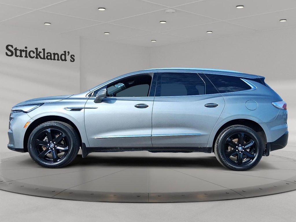 2024 Buick Enclave Essence AWD in Stratford, Ontario - 3 - w1024h768px