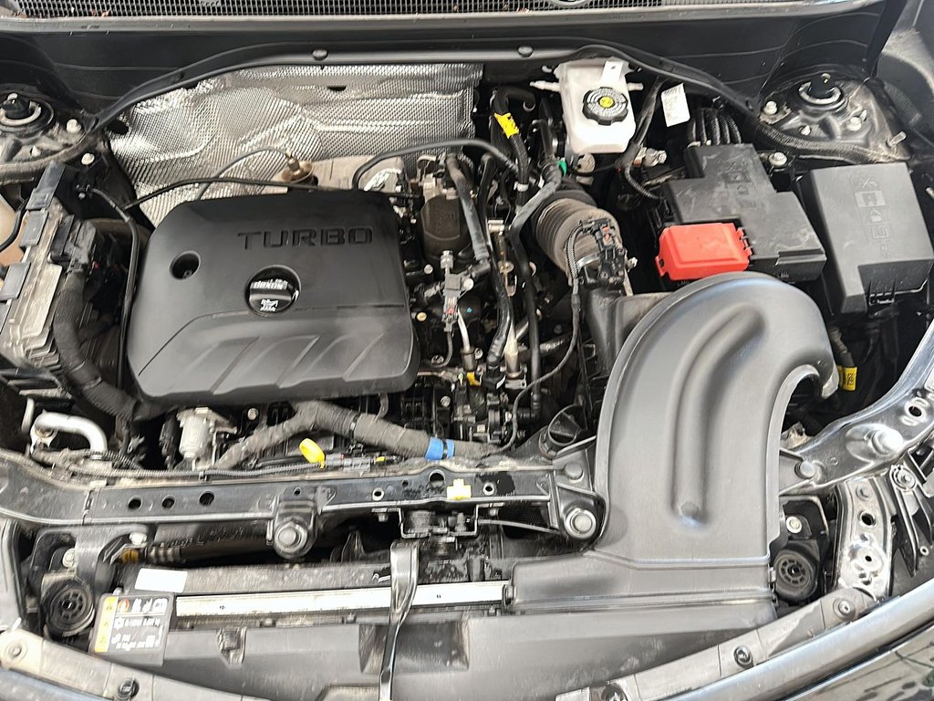 2024 Buick Encore GX Sport Touring AWD in Stratford, Ontario - 7 - w1024h768px