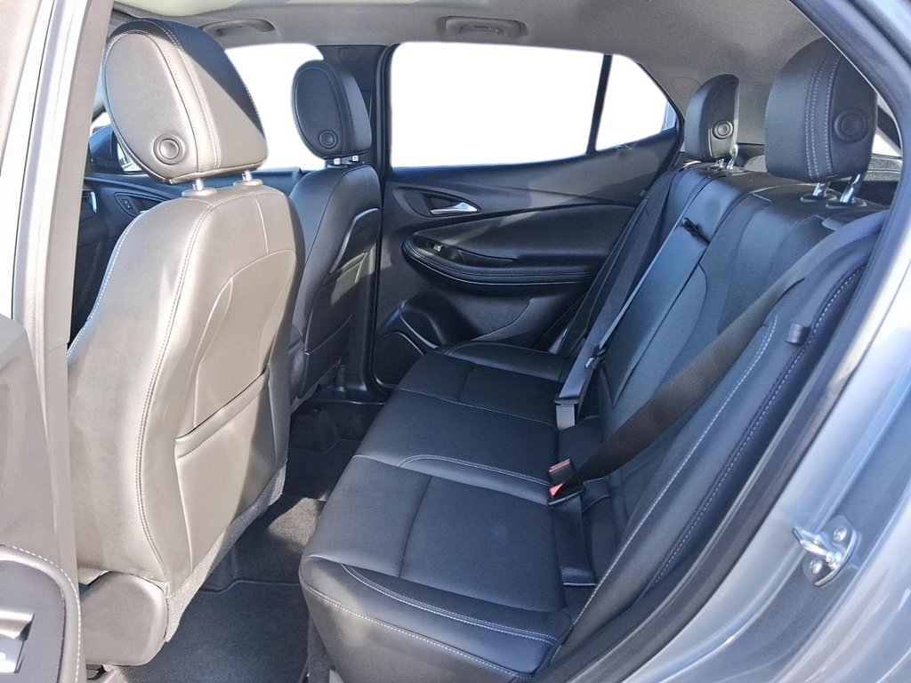 2024 Buick Encore GX Sport Touring AWD in Stratford, Ontario - 9 - w1024h768px