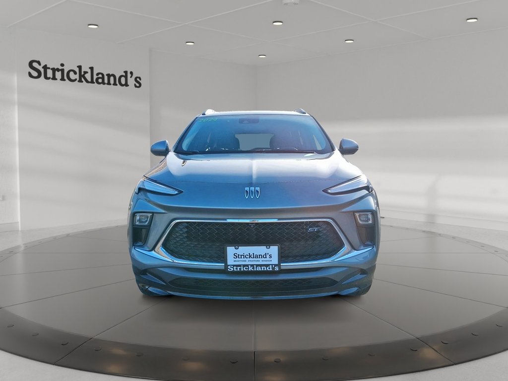 2024 Buick Encore GX Sport Touring AWD in Stratford, Ontario - 2 - w1024h768px