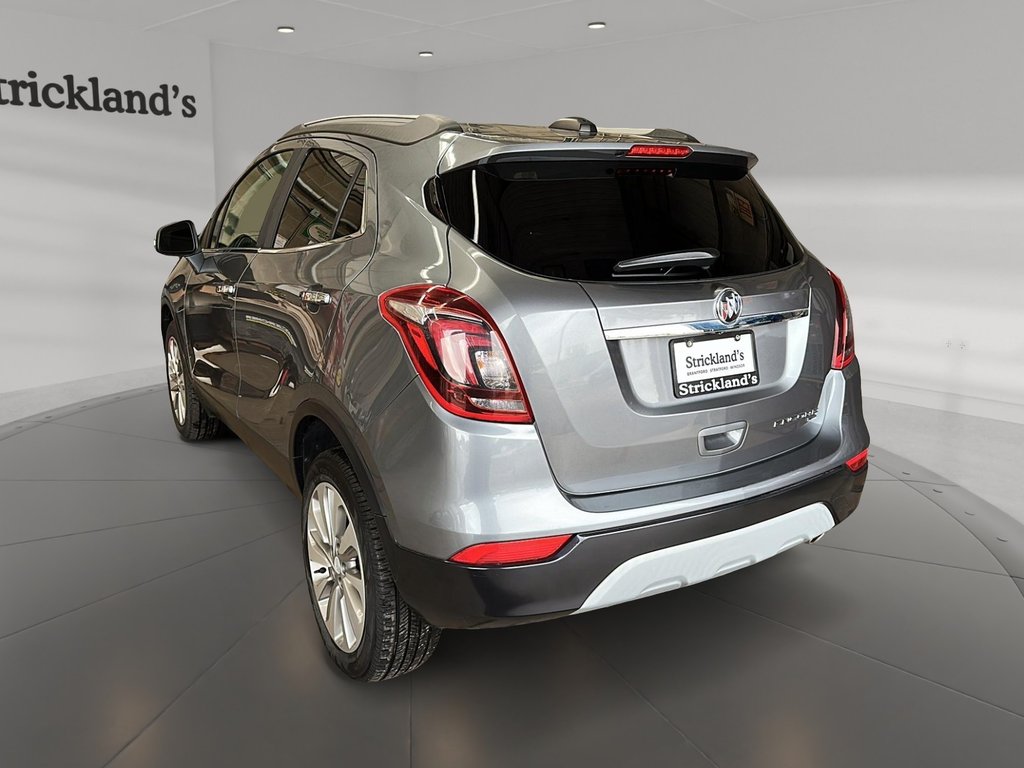 2019 Buick Encore AWD Preferred in Stratford, Ontario - 4 - w1024h768px