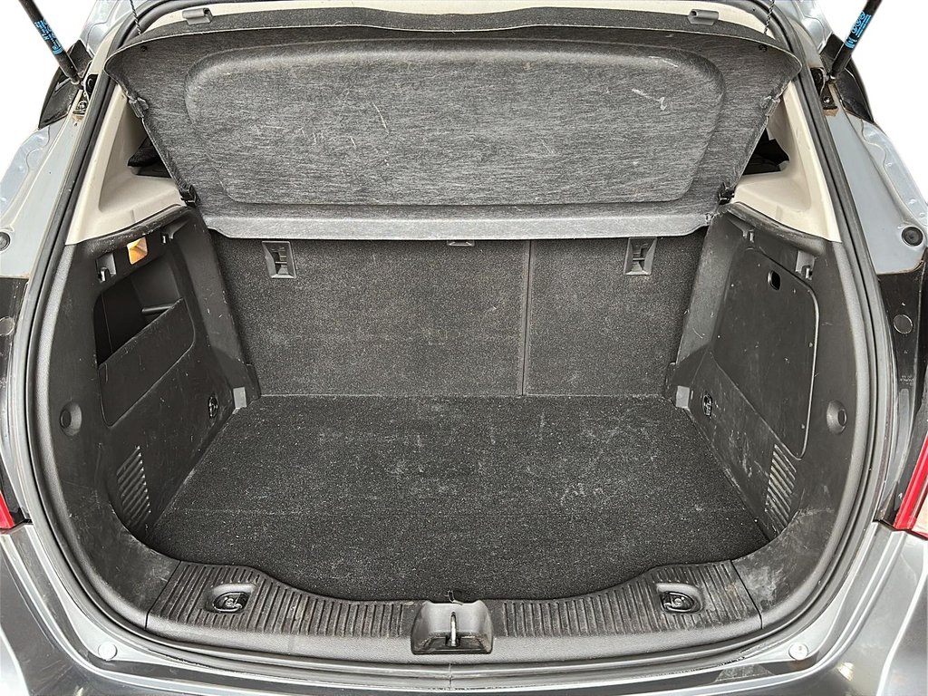 2019 Buick Encore AWD Preferred in Stratford, Ontario - 6 - w1024h768px